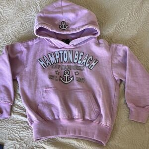 Girls Hampton Beach NH Hooded Sweatshirt. Size Small